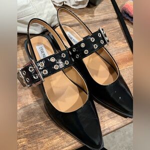 Steve Madden buckle flats